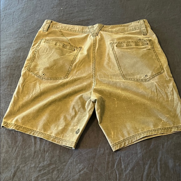 Men's Volcom Shorts - Picture 2 of 4